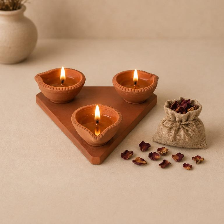Trikon Deep Kagzi Pottery Triangular Diya Set, handcrafted Kagzi pottery