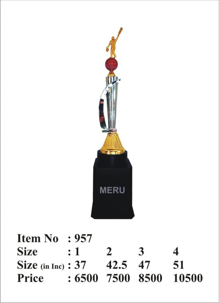 Cricket Batsman Metal Trophy - Ideal for <b>cricket trophies</b> and <b>sports awards</b>.