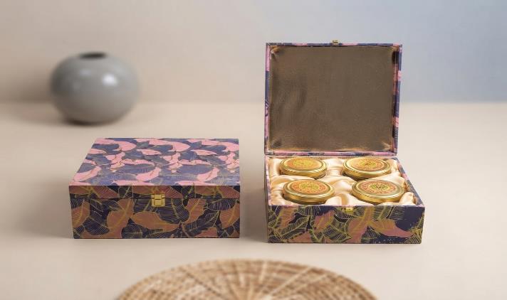 Royal Imperial Jar Series 4-Jar Dry Fruit Gift Box (4JARS)