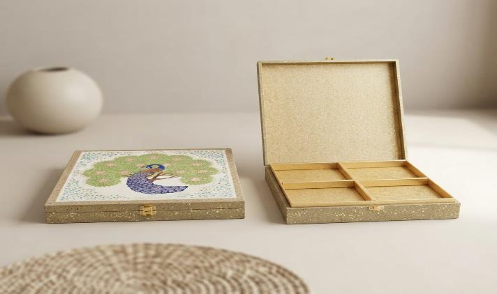 Moulded Box 12x12 Festive Gift Box (MOR PRINT)