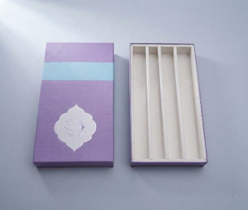 Sweet Boxes (1 Kg) Festive Sweet Box (LOTUS)