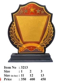 Elegant wooden memento award with gold plate and laurel wreath; ideal for employee recognition.