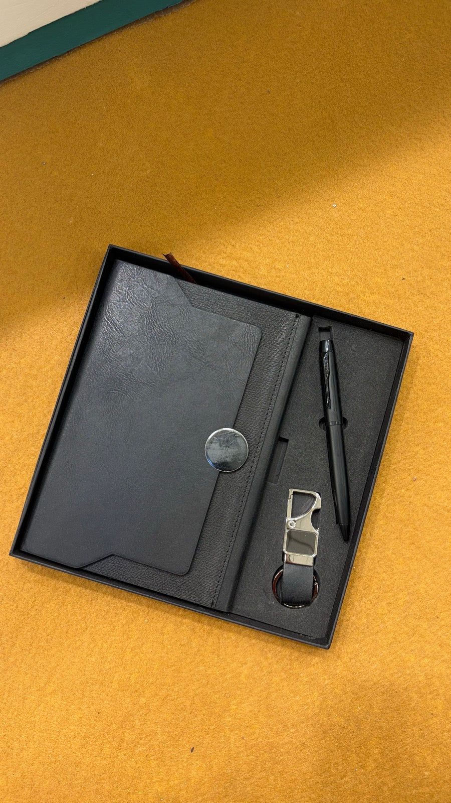 Leather Executive Diary Gift Set - Black