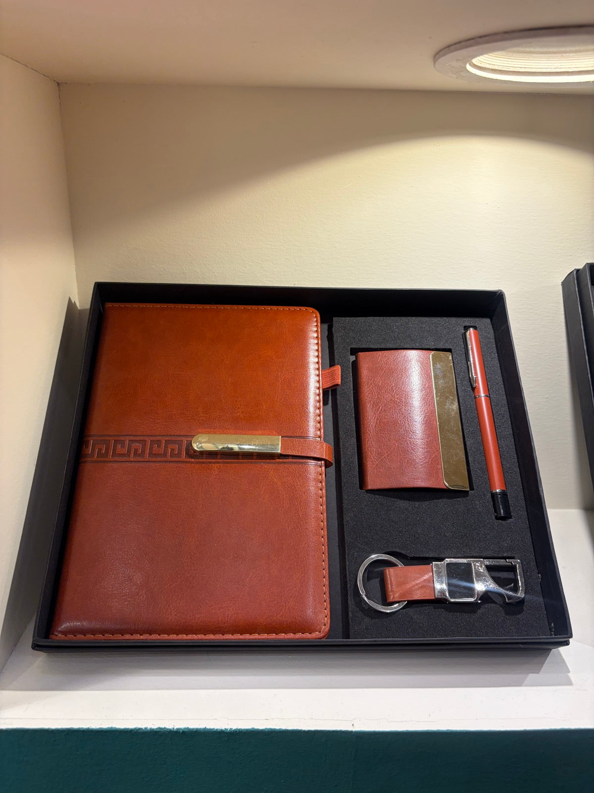 Leather Executive Diary Gift Set - Tan