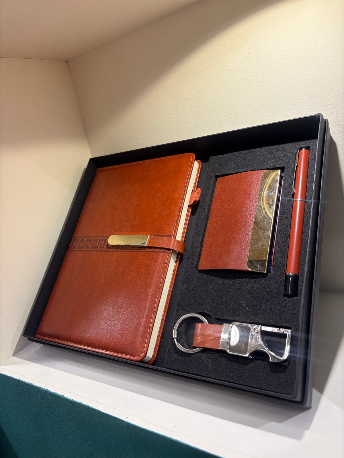 Leather Executive Diary Gift Set - Tan
