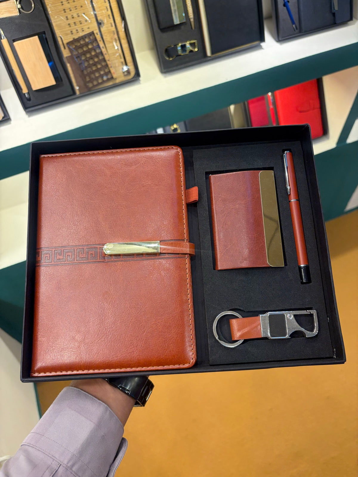Leather Executive Diary Gift Set - Tan