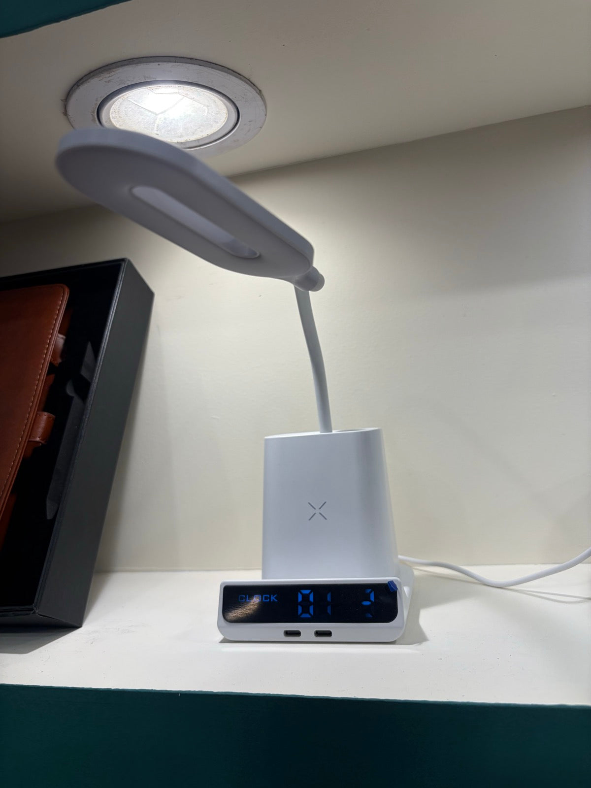 Desk Gooseneck Lamp with Speaker & Wireless Charger
