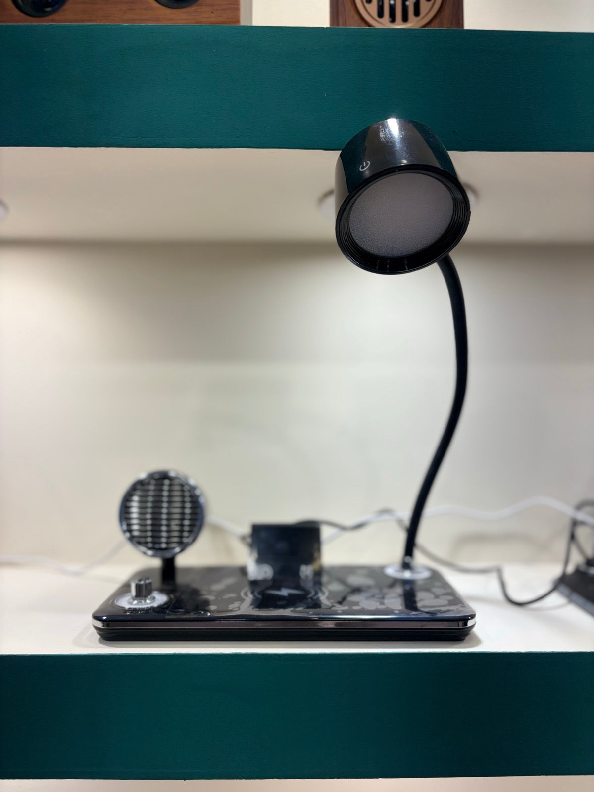 Desk Gooseneck Lamp with Speaker & Wireless Charger
