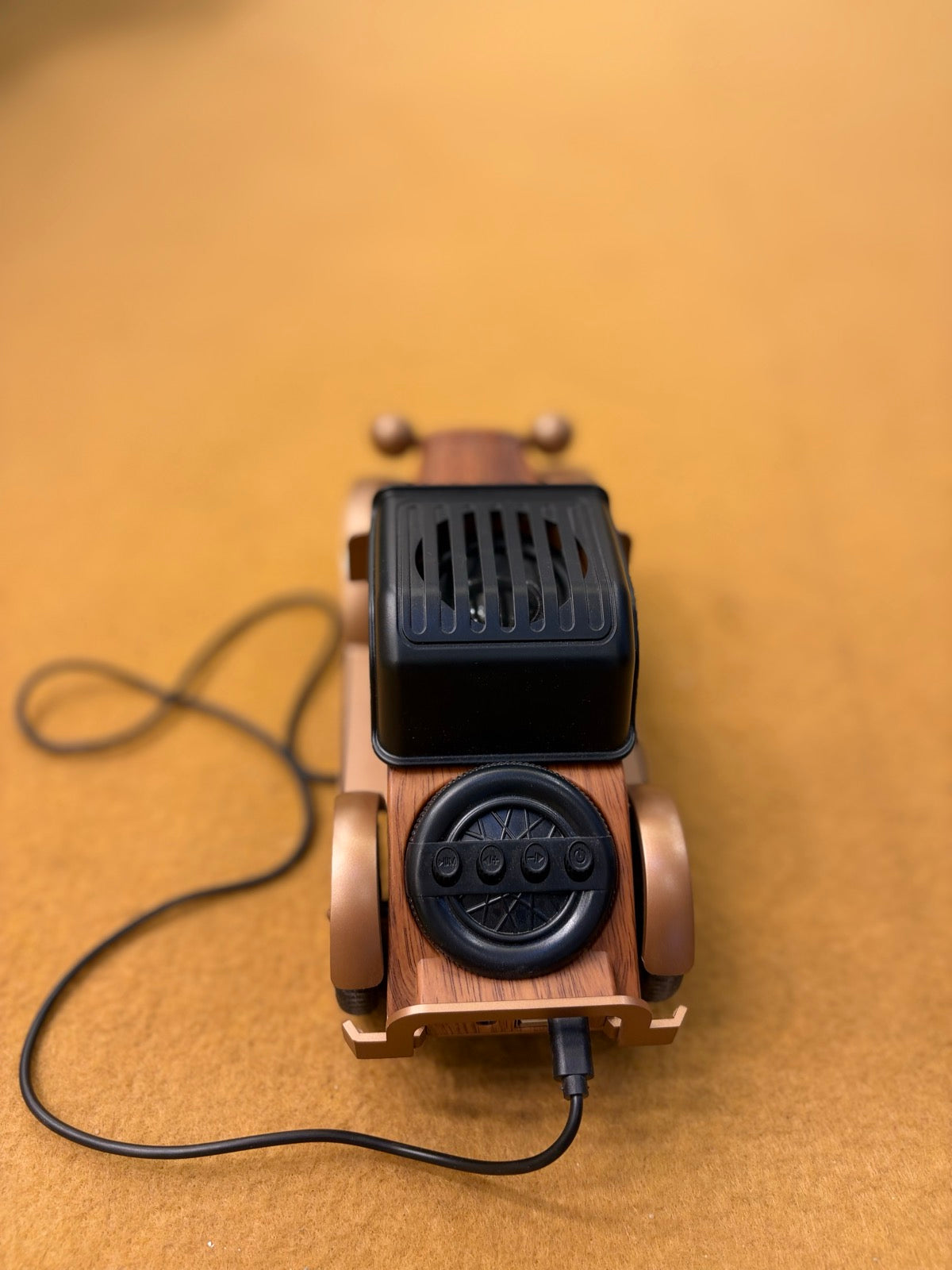 Vintage Wood Gramophone Bluetooth Speaker