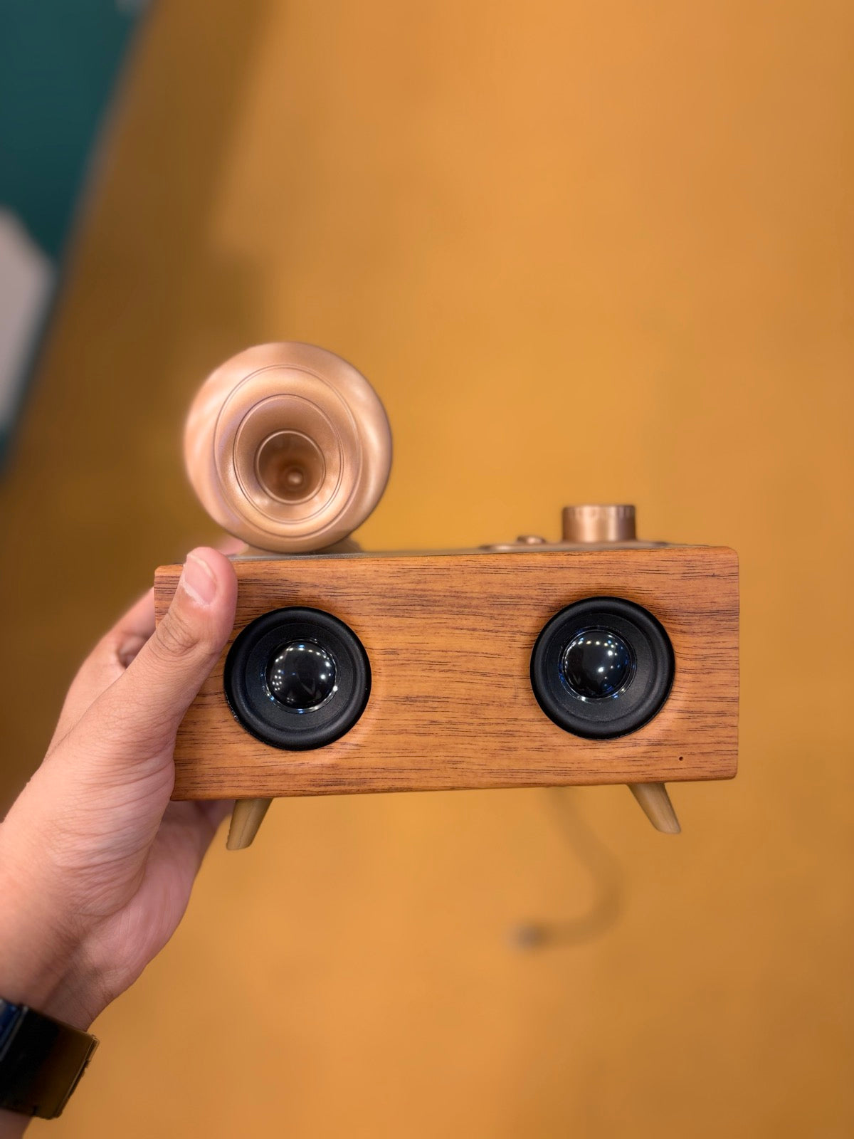 Vintage Wood Gramophone Bluetooth Speaker