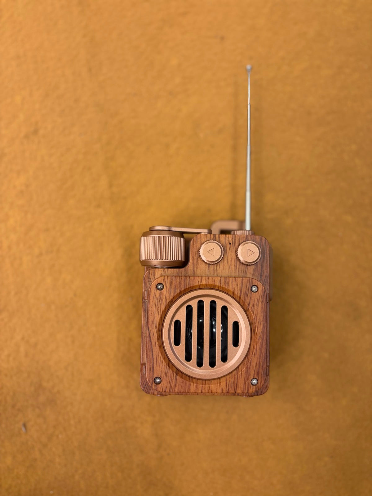 Vintage Wood Radio Bluetooth Speaker