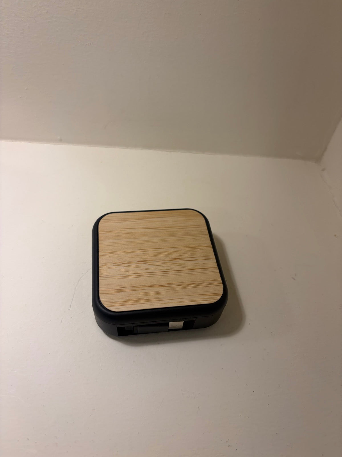 Universal Travel Box Adaptor – 9028-3