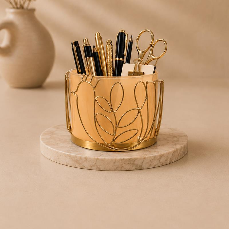 Moradabad Metallic Pen Holder, handcrafted Metal Craft