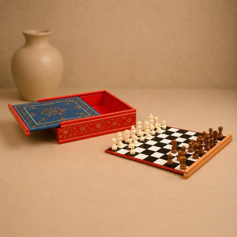 Raj Chaturang Wooden Chess Set, sliding storage box view