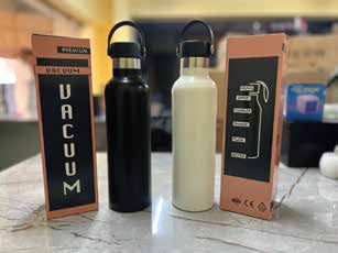 Sports Vacuum Bottle with Cap Lid 750 ML corporate gift - Meru Trophy Bangalore