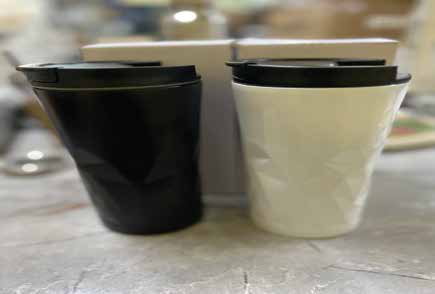 Coffee Tumbler with Press Lid 500 ML corporate gift - Meru Trophy Bangalore