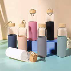 Glass bottle with silicone sleeve and bamboo lid 550 ml corporate gift - Meru Trophy Bangalore
