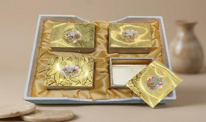 Royal Imperial Jar Series (Tray) 4JARSx200GM Dry Fruit Gift Box (5050 4JAR & TRAY)