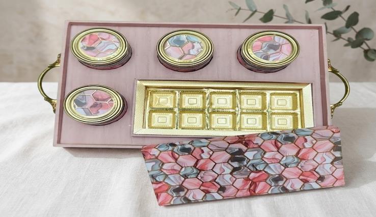 Royal Imperial Jar Series (Tray) 4JARSx200GM Dry Fruit Gift Box (032)