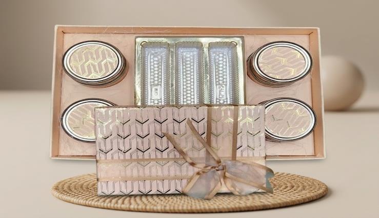 Royal Imperial Jar Series (Tray) 4JARSx200GM Dry Fruit Gift Box (KS 2022-122)
