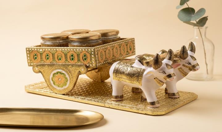 Rajputana Style Boxes 4-Jar Festive Gift Box (SPL -007)
