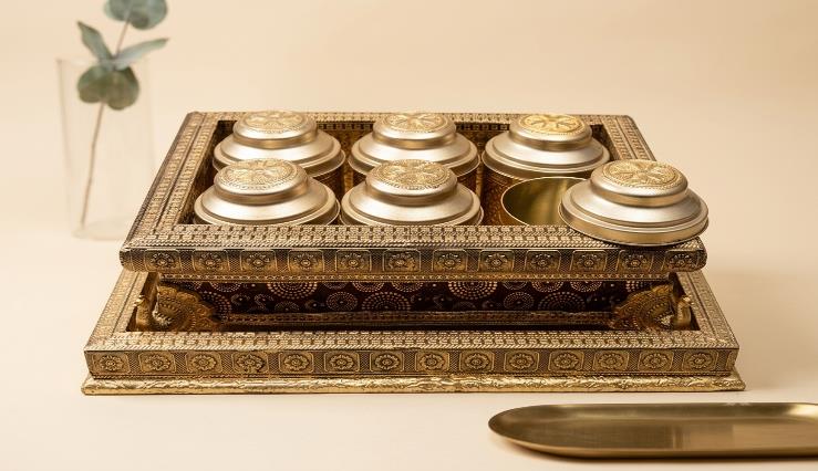 Rajputana Style Boxes 6-Jar Festive Gift Box (786 – 6J)