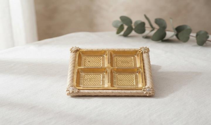 Hamper Tray 12x12 Gift Tray (LAHARIYA)