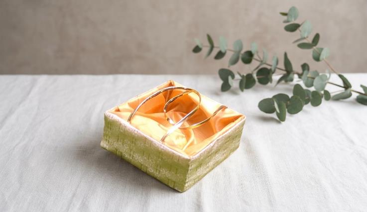 Hamper Basket 4-Jar Gift Basket (K (BASKET))