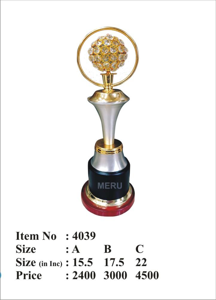 Premium Crystal Globe Trophy Award - Ideal for recognition awards and corporate trophies.