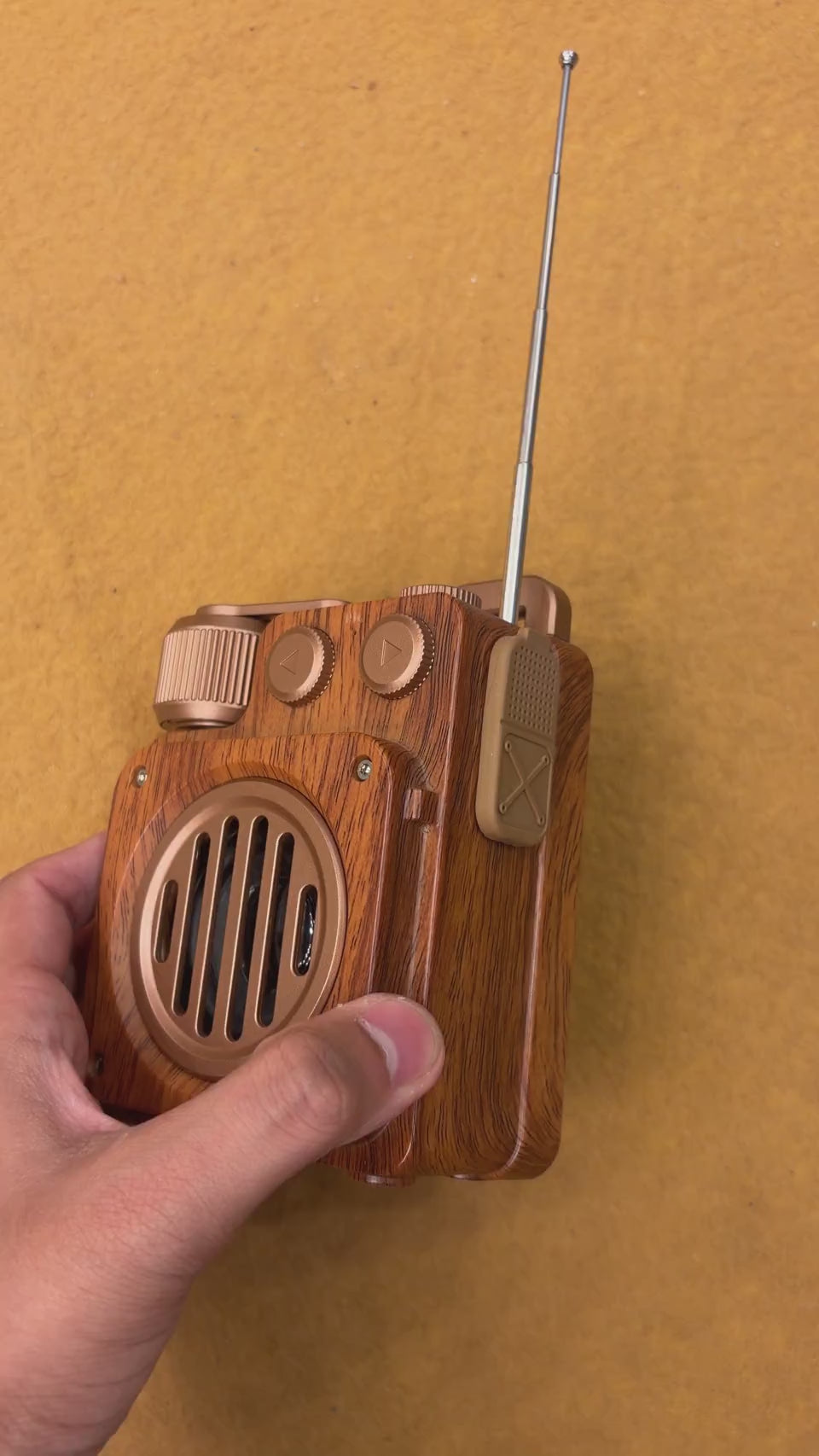Vintage Wood Radio Bluetooth Speaker