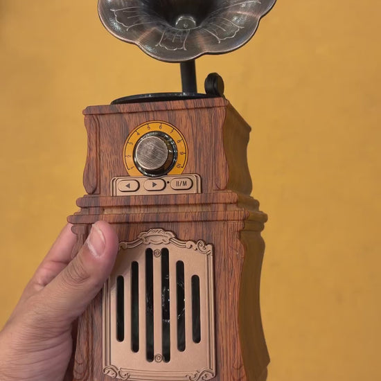 Vintage Wood Gramophone Bluetooth Speaker