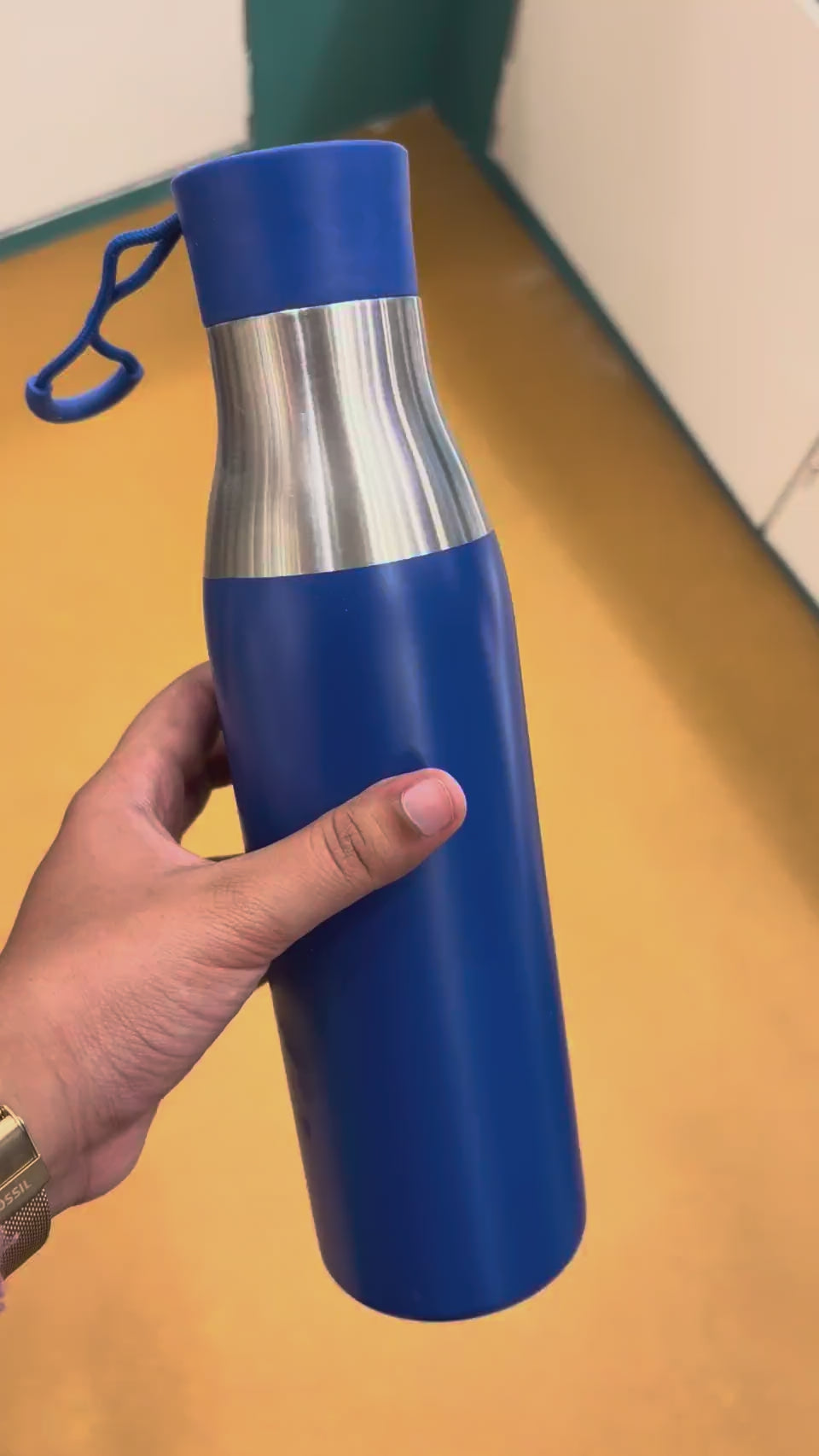 Vacuum Bottle with Loop Lid, Gift Box and Pouch 500 ml – MGH 7003