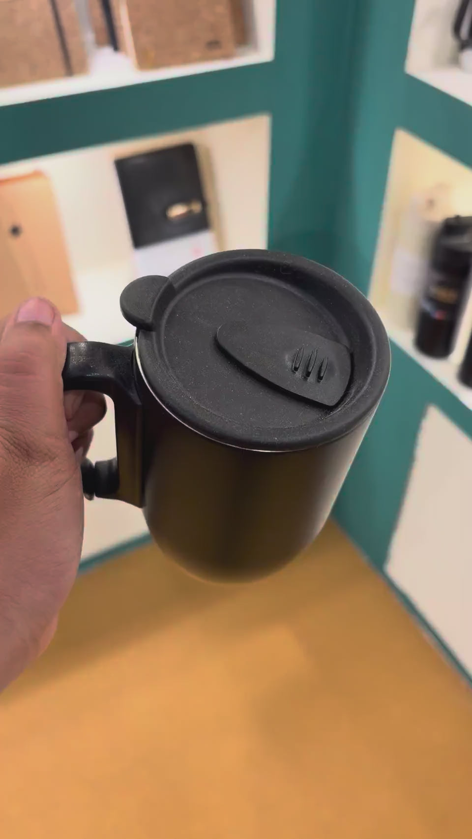 Vacuum Coffee Mug with Handle 400 ml – MGH 7018