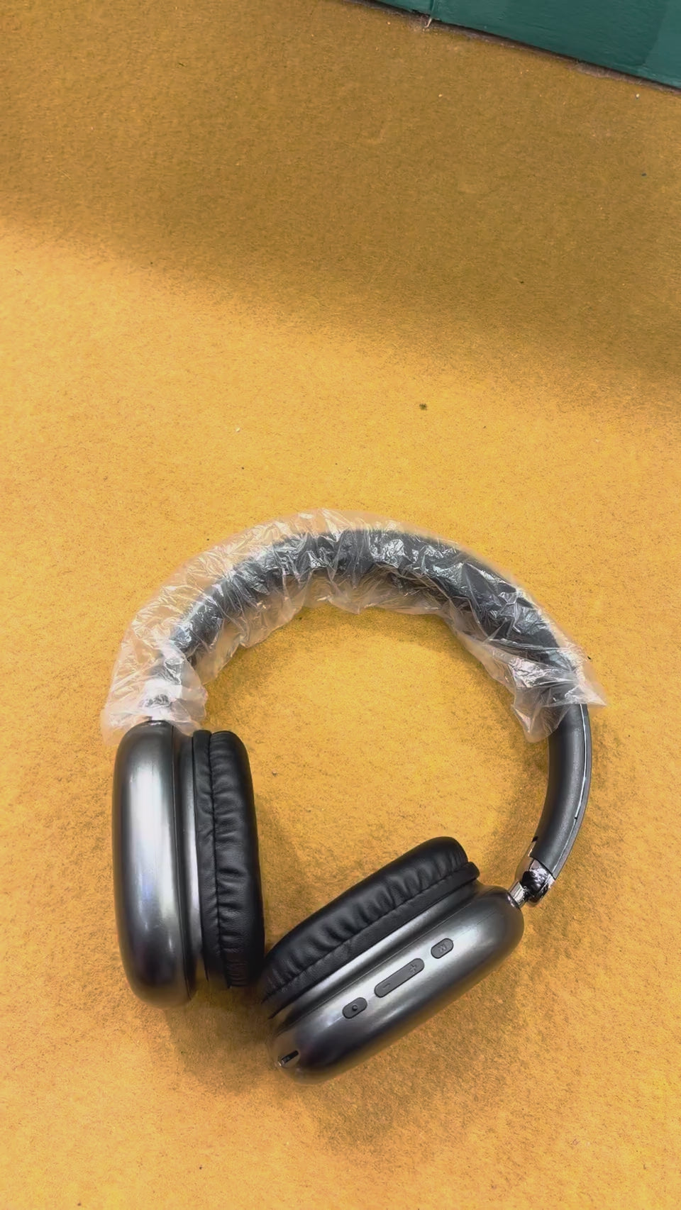 Wireless Bluetooth Over-Ear Headphones