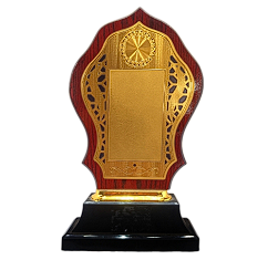 Elegant wooden memento trophy for employee recognition.